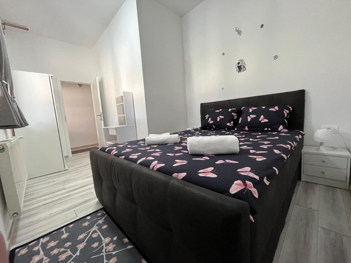 Apartment Tilia Otočac Eksteriør bilde